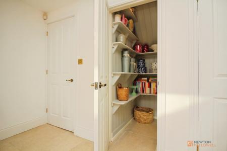 4 bedroom Semi-detached house for sale in Hinckley Road, Western Park, LE3