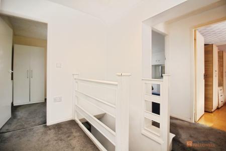 5 bedroom Semi-detached house for sale in Kingsway, Braunstone Town, LE3