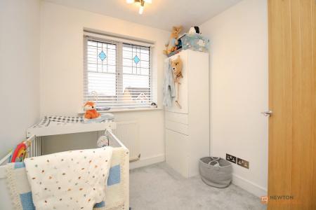 3 bedroom Town house for sale in Burchnall Road, Leicester, LE3