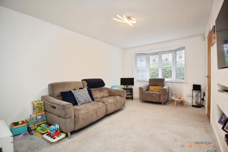 3 bedroom Semi-detached house for sale in Burchnall Road, Leicester, LE3