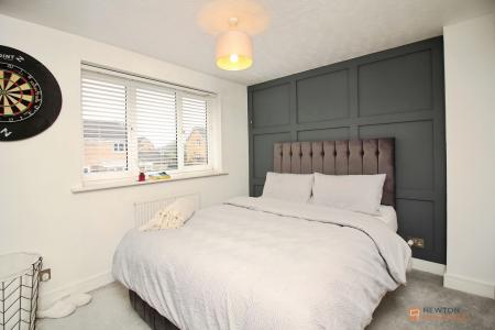 3 bedroom Semi-detached house for sale in Burchnall Road, Leicester, LE3