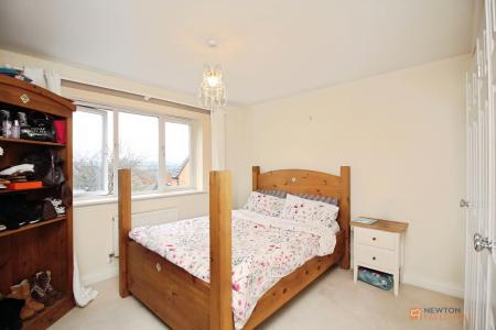 5 bedroom Detached house for sale in Barons Close, Kirby Muxloe, LE9