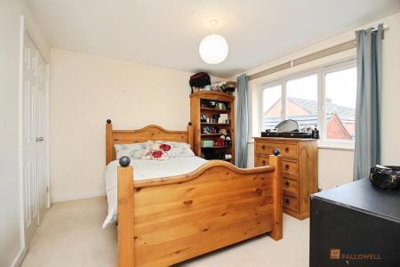 5 bedroom Detached house for sale in Barons Close, Kirby Muxloe, LE9