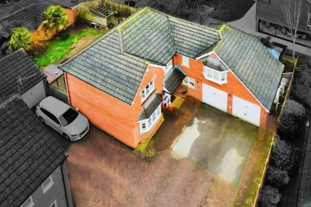 Barons Close, Kirby Muxloe, LE9