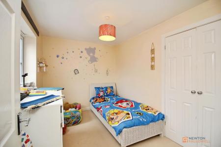 5 bedroom Detached house for sale in Barons Close, Kirby Muxloe, LE9