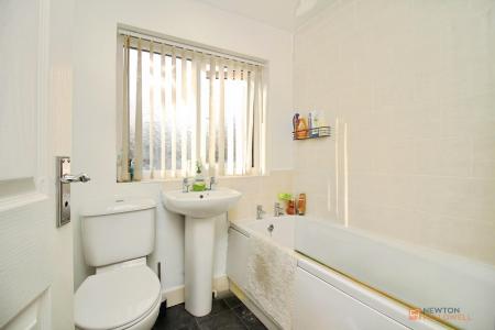 2 bedroom End of terrace house for sale in Hawthorne Way, Barwell, LE9