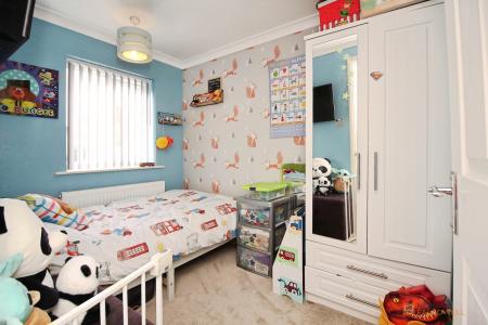 2 bedroom End of terrace house for sale in Hawthorne Way, Barwell, LE9