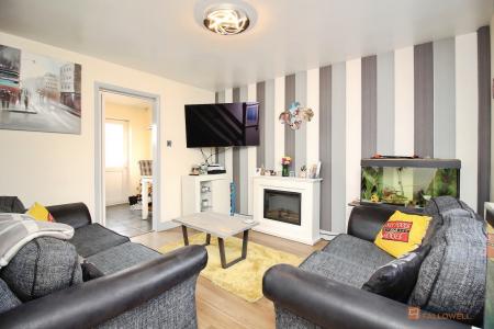 2 bedroom End of terrace house for sale in Hawthorne Way, Barwell, LE9