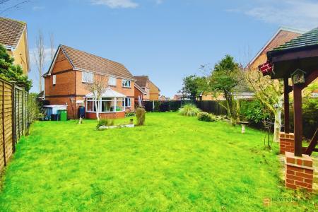 4 bedroom Detached house for sale in Foxon Way, Thorpe Astley, LE3