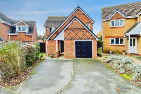 4 bedroom Detached house for sale in Foxon Way, Thorpe Astley, LE3