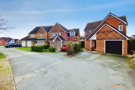 4 bedroom Detached house for sale in Foxon Way, Thorpe Astley, LE3