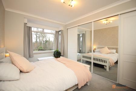 3 bedroom Semi-detached house for sale in Braunstone Lane, Leicester, LE3