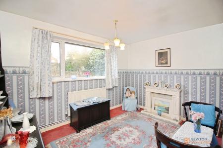 3 bedroom Semi-detached bungalow for sale in Hat Road, Braunstone Town, LE3