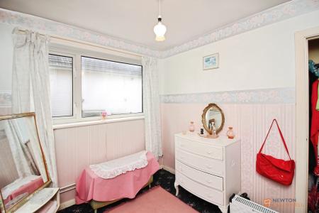 3 bedroom Semi-detached bungalow for sale in Hat Road, Braunstone Town, LE3