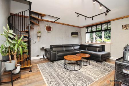 2 bedroom Semi-detached house for sale in Blackthorn Drive, Anstey Heights, Leicester, LE4