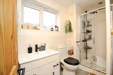 2 bedroom Semi-detached house for sale in Blackthorn Drive, Anstey Heights, Leicester, LE4