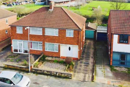 3 bedroom Semi-detached house for sale in South Avenue, Leicester Forest East, LE3