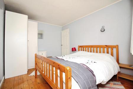 3 bedroom Semi-detached house for sale in South Avenue, Leicester Forest East, LE3