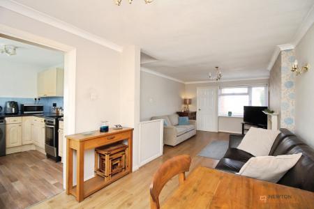 3 bedroom Semi-detached house for sale in Priory Walk, Leicester Forest East, LE3