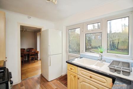 3 bedroom Semi-detached house for sale in Priory Walk, Leicester Forest East, LE3