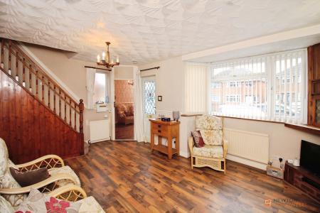 3 bedroom Semi-detached house for sale in Stratford Road, Braunstone Town, LE3