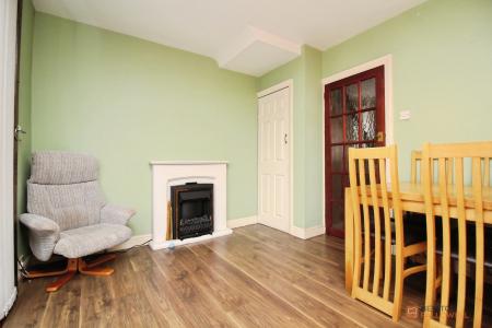 3 bedroom Semi-detached house for sale in Stratford Road, Braunstone Town, LE3