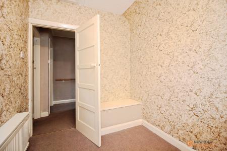 3 bedroom Semi-detached house for sale in Stratford Road, Braunstone Town, LE3