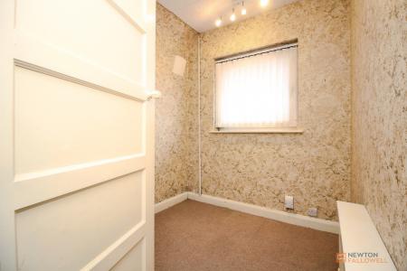 3 bedroom Semi-detached house for sale in Stratford Road, Braunstone Town, LE3