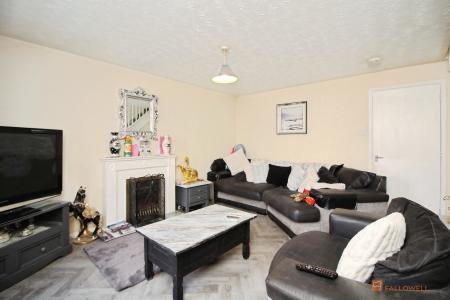 3 bedroom Semi-detached house for sale in Boynton Road, Braunstone, LE3