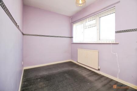 3 bedroom End of terrace house for sale in Langley Walk, Leicester, LE4