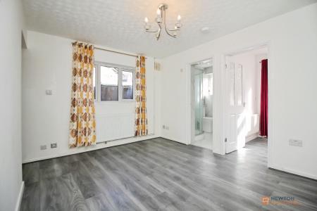 2 bedroom Terraced House for sale in Heatherbrook Road, Anstey Heights, Leicester, LE4