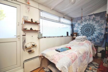 3 bedroom Semi-detached house for sale in Tower Road, Earl Shilton, LE9