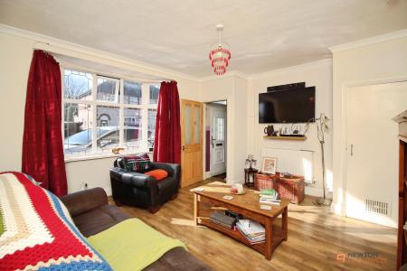 3 bedroom Semi-detached house for sale in Tower Road, Earl Shilton, LE9