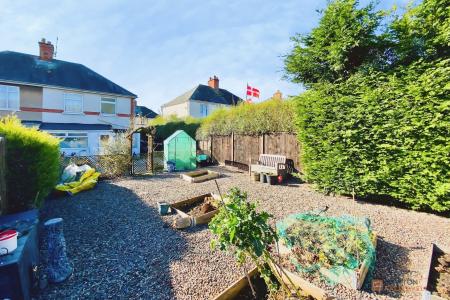 3 bedroom Semi-detached house for sale in Tower Road, Earl Shilton, LE9