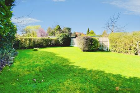 3 bedroom Semi-detached house for sale in Station Road, Kirby Muxloe, LE9