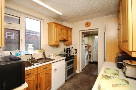 3 bedroom Semi-detached house for sale in Station Road, Kirby Muxloe, LE9