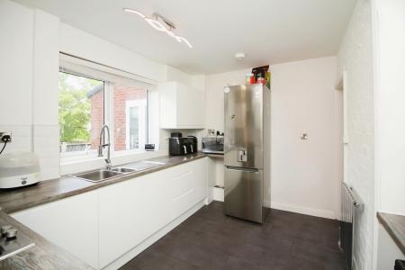 3 bedroom Semi-detached house for sale in Dunstall Avenue, Leicester, LE3