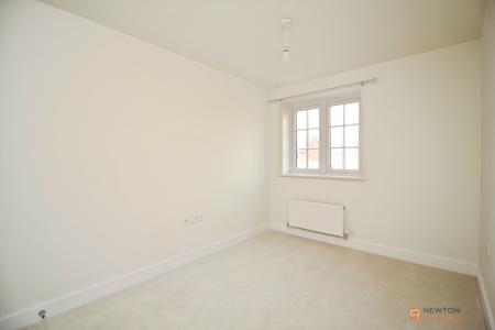 4 bedroom Detached house for sale in Irvine Crescent, Lubbesthorpe, LE19