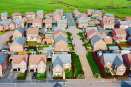 4 bedroom Detached house for sale in Irvine Crescent, Lubbesthorpe, LE19