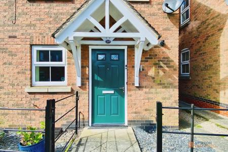 3 bedroom Semi-detached house for sale in Oaklands Way, Earl Shilton, LE9