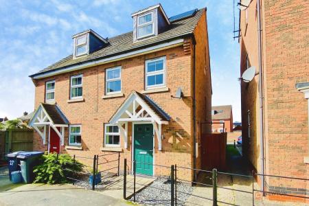 3 bedroom Semi-detached house for sale in Oaklands Way, Earl Shilton, LE9