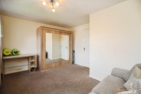 3 bedroom Semi-detached house for sale in Oaklands Way, Earl Shilton, LE9