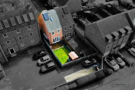 3 bedroom Semi-detached house for sale in Oaklands Way, Earl Shilton, LE9