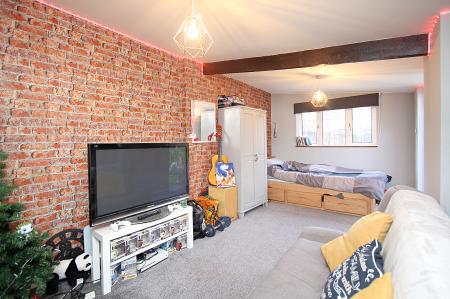 3 bedroom Semi-detached house for sale in Acres Road, Leicester Forest East, LE3 3HA