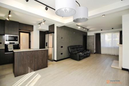 3 bedroom Semi-detached house for sale in Westover Road, Braunstone Town, LE3