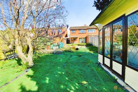 3 bedroom Semi-detached house for sale in Westover Road, Braunstone Town, LE3