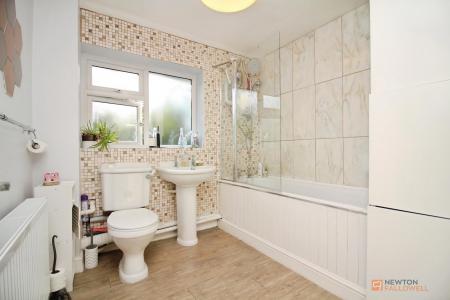 3 bedroom Semi-detached house for sale in Beechwood Avenue, Leicester Forest East, LE3