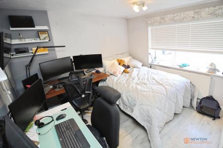 3 bedroom Semi-detached house for sale in Beechwood Avenue, Leicester Forest East, LE3