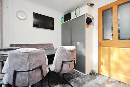 3 bedroom Semi-detached house for sale in Beechwood Avenue, Leicester Forest East, LE3