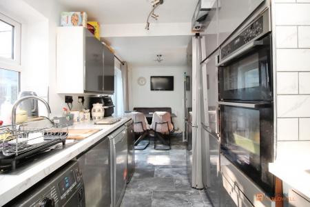 3 bedroom Semi-detached house for sale in Beechwood Avenue, Leicester Forest East, LE3